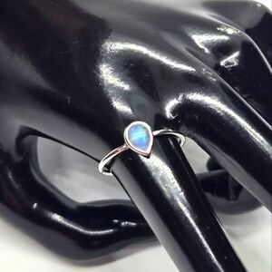 DAINTY STERLING SILVER MOONSTONE RING